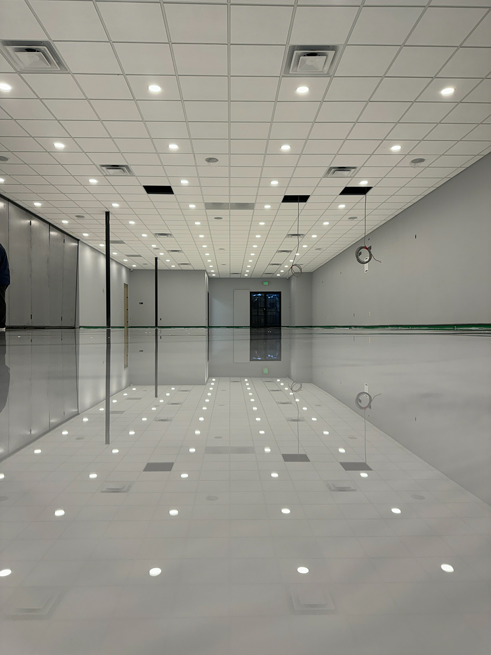 Commercial showroom — Arlington